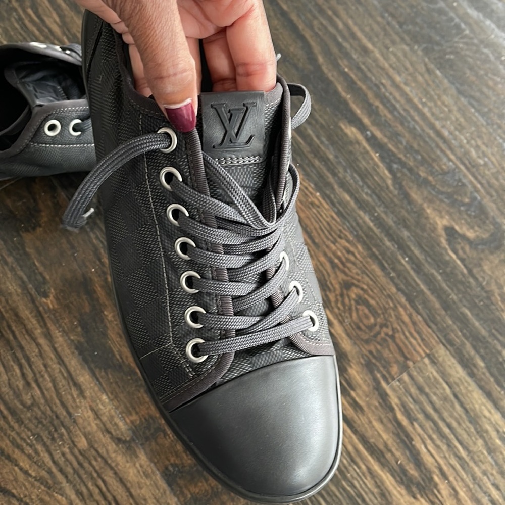 Mens Louis Vuitton sneakers